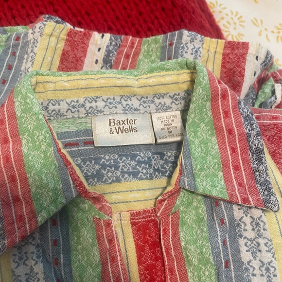Cute 3/4 sleeve Button down patterned shirt - Picture 2 of 6